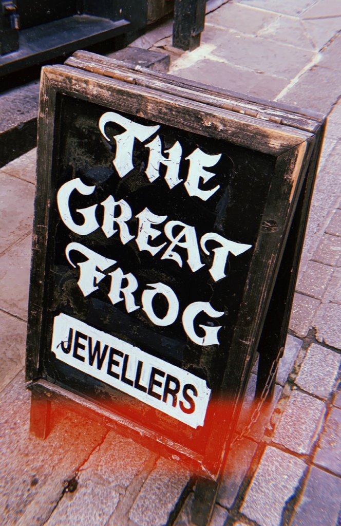 the-great-frog-record-weekly